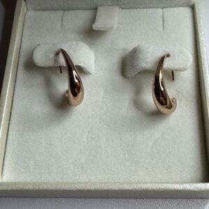 New Elegant Gold Teardrop Earrings
